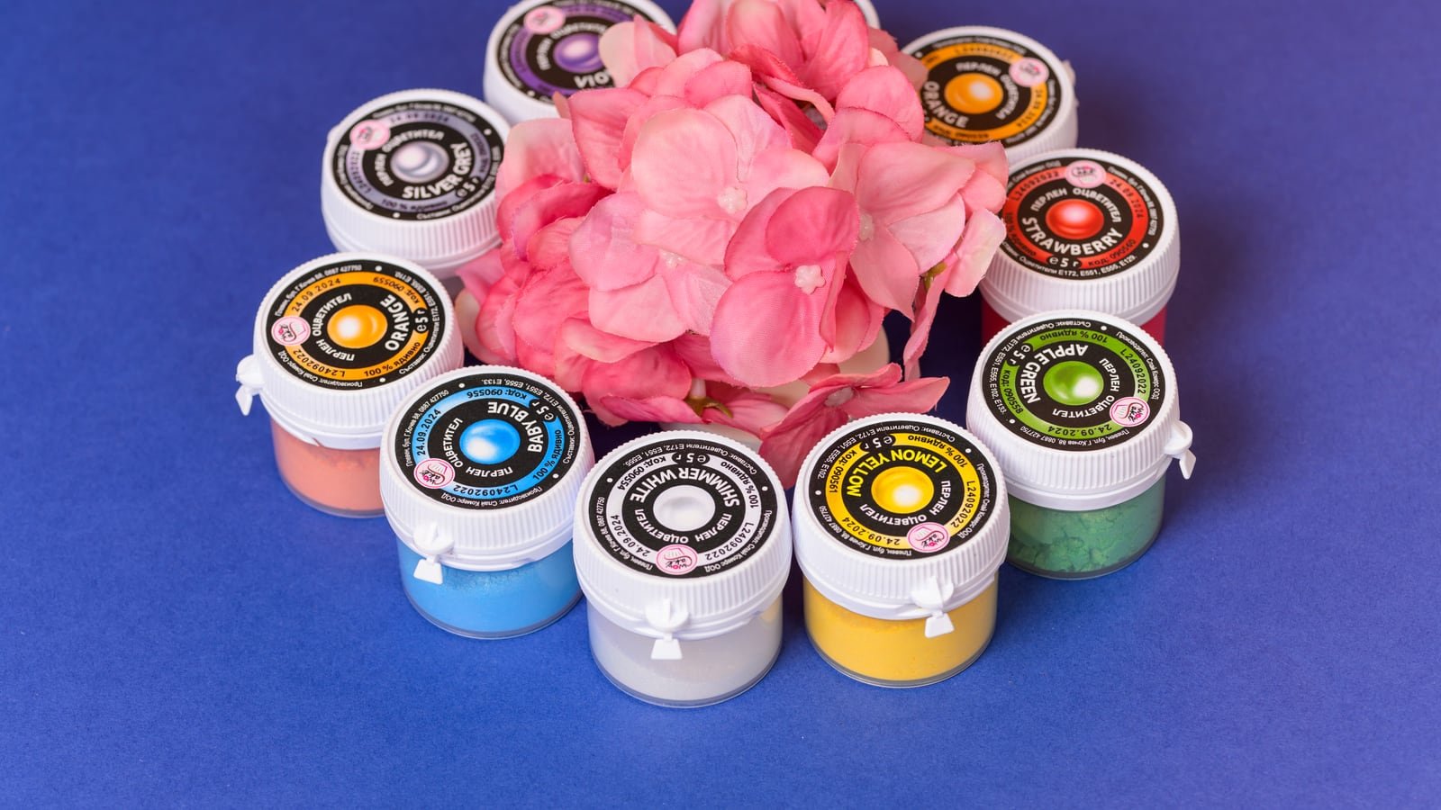 Sly Commerce pearlescent edible colors for premium cake and confectionery decoration in Bulgaria and Europe